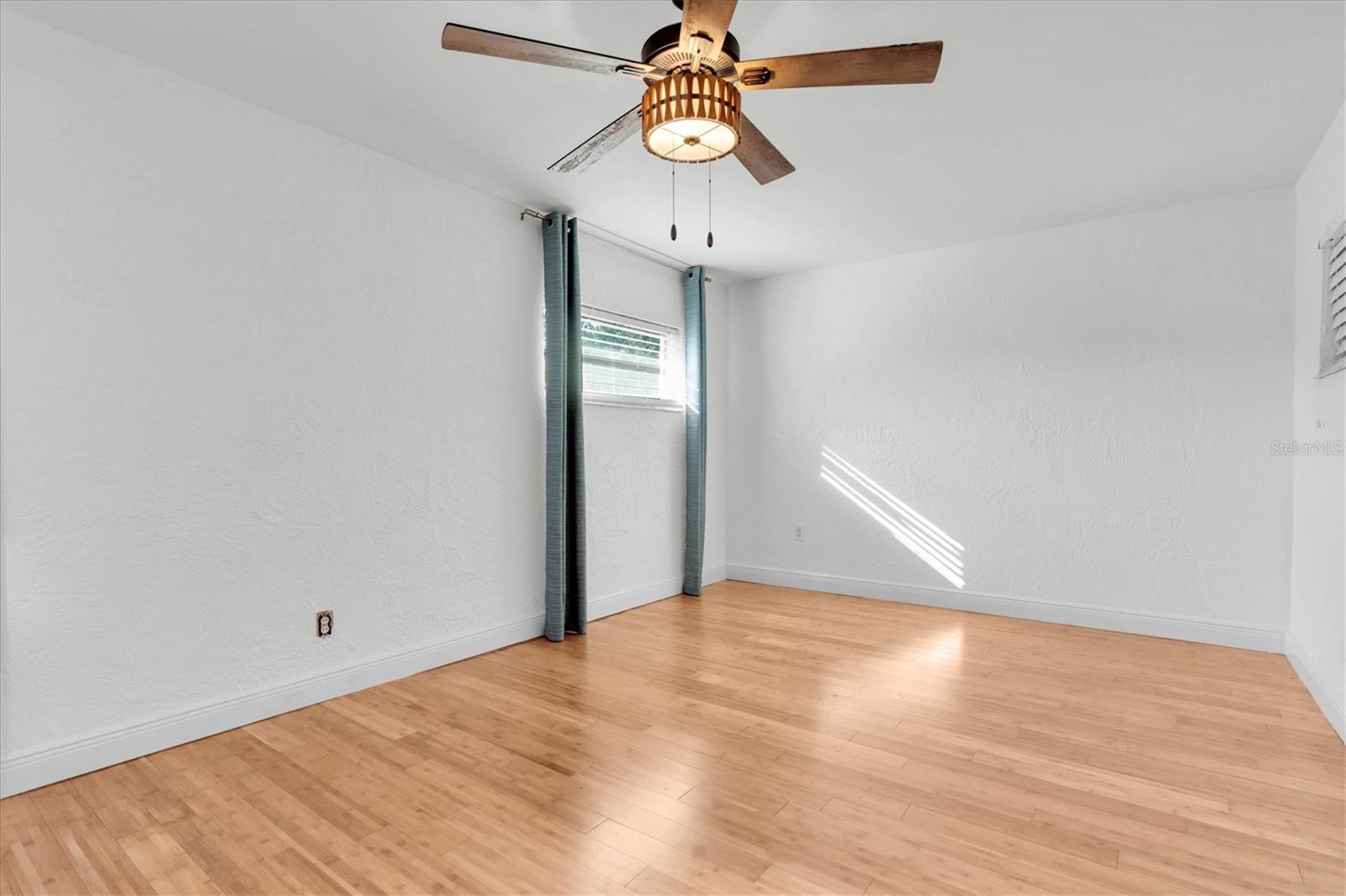 LAKE BUTLER VILLA COS ADD - Residential