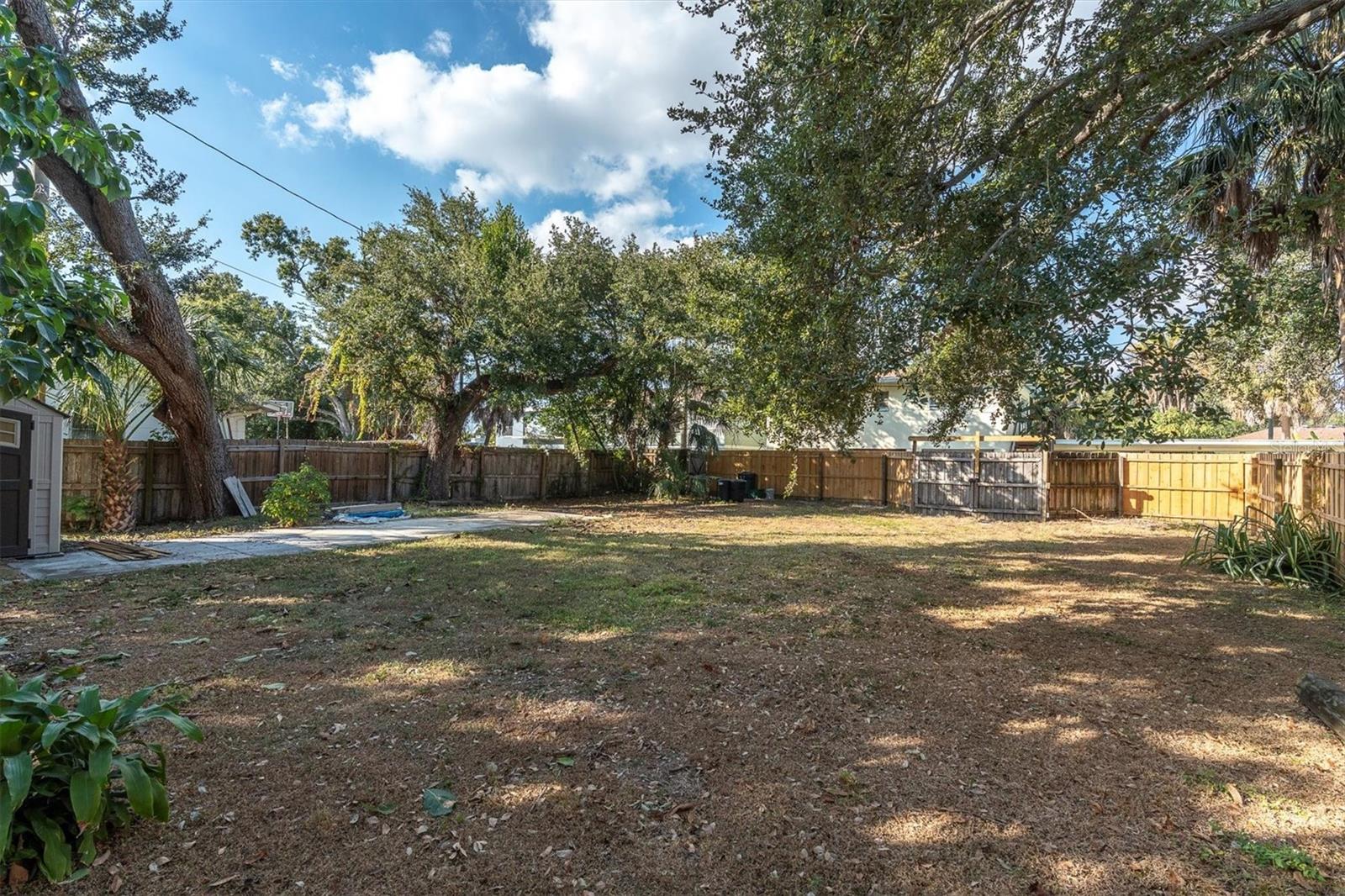 LAKE BUTLER VILLA COS ADD - Residential