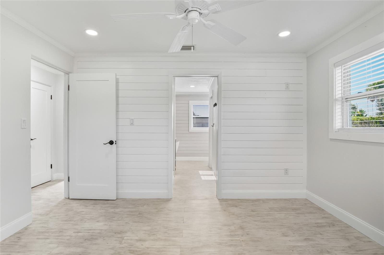 ELLISON HOMES ROYAL - Residential