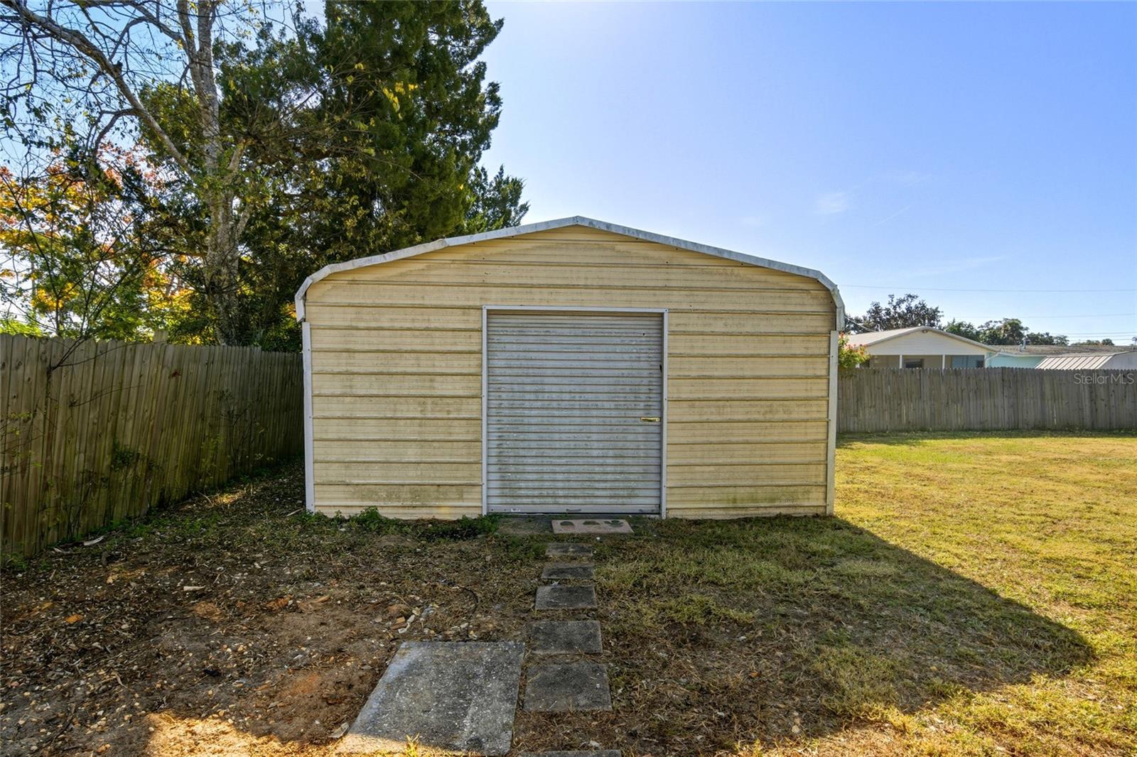 ELLISON HOMES ROYAL - Residential