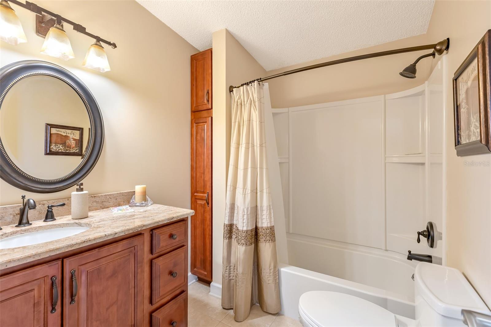 LA CASA MHP CO-OP - Residential