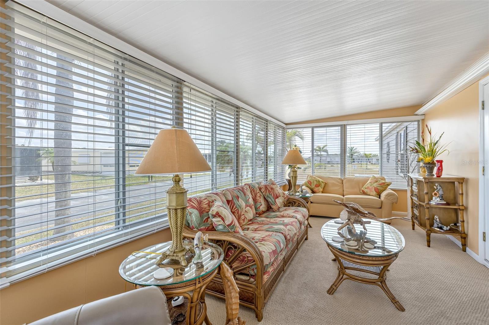 LA CASA MHP CO-OP - Residential