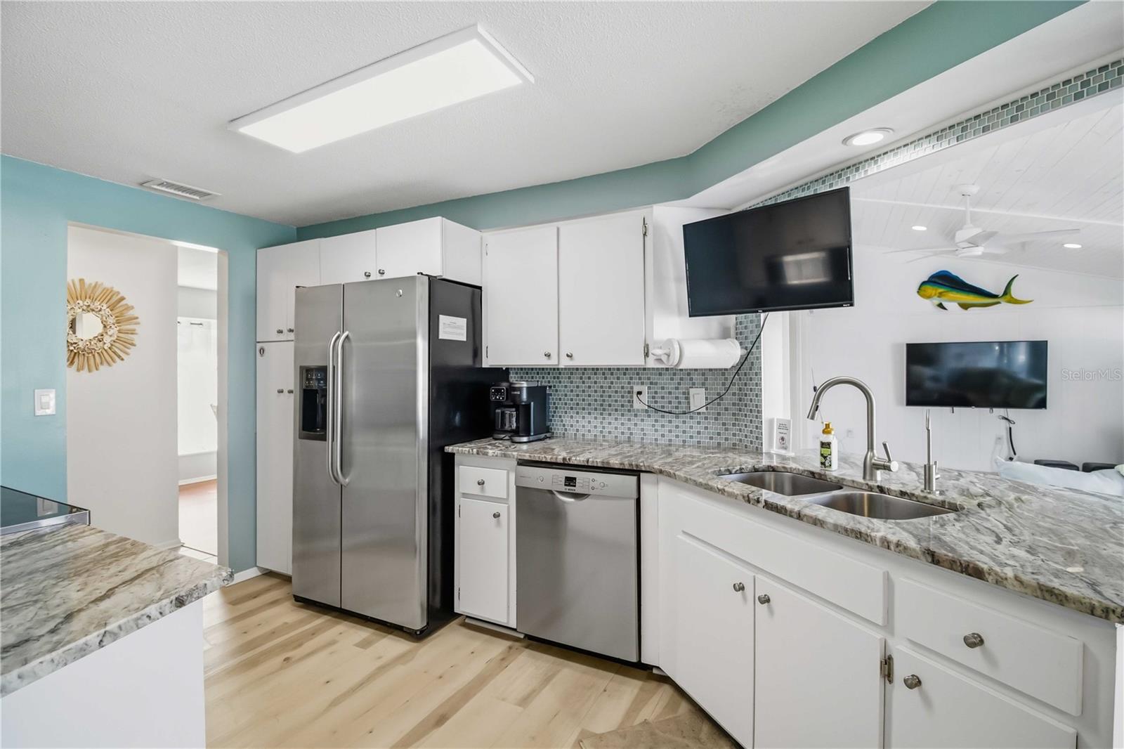 SAN REMO SHORES - Residential