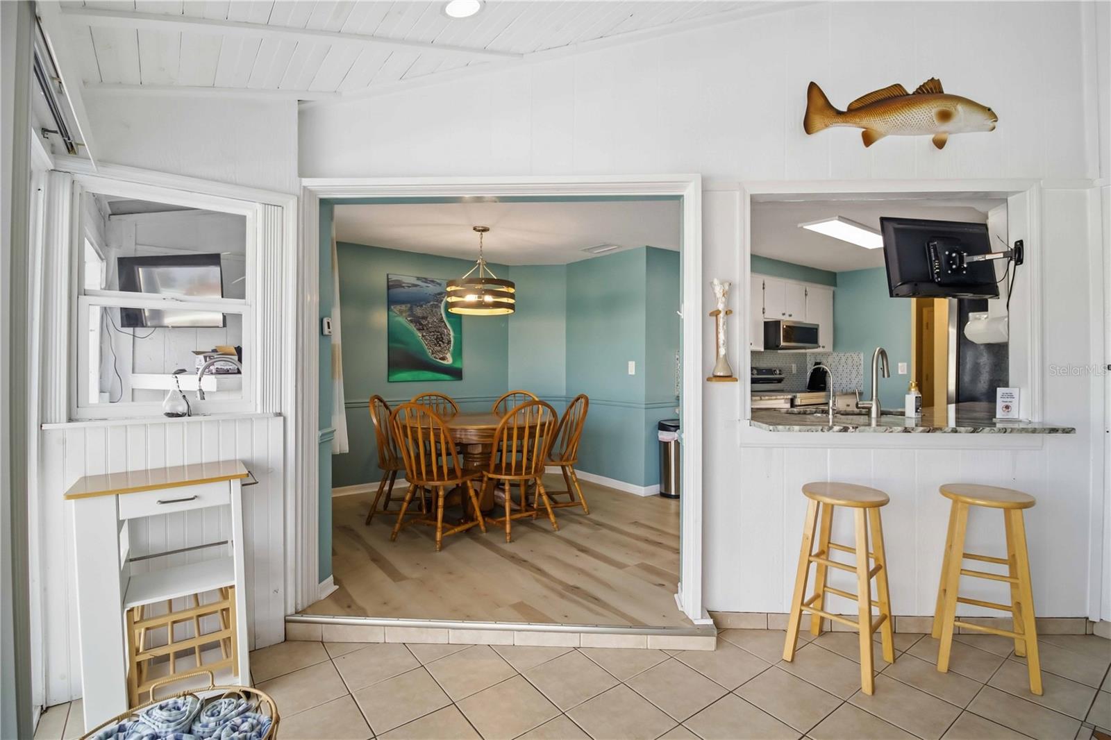 SAN REMO SHORES - Residential