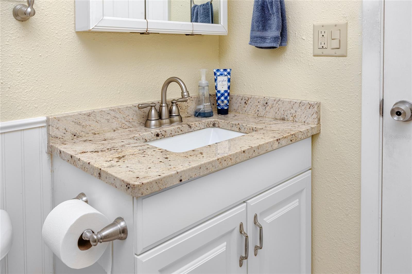 BAY ISLAND GROUP 8 - Residential