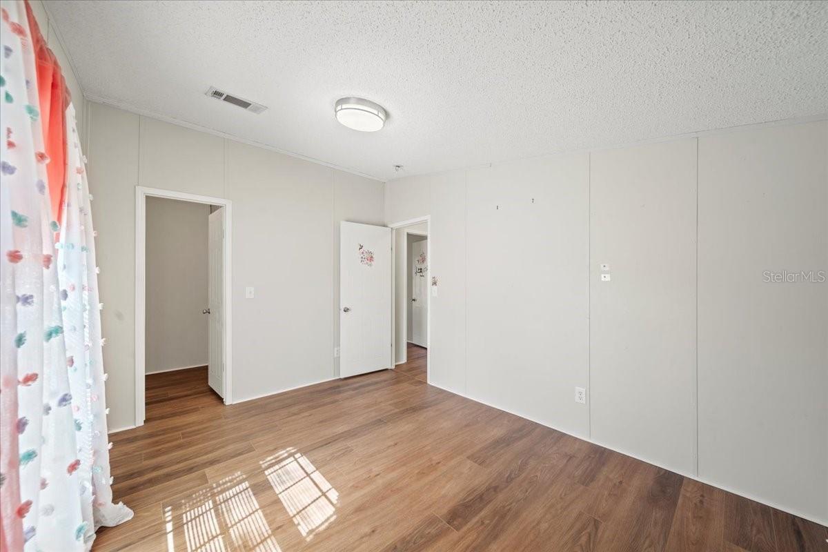 TWIN FOUNTAINS INC A CONDO MHP - Residential