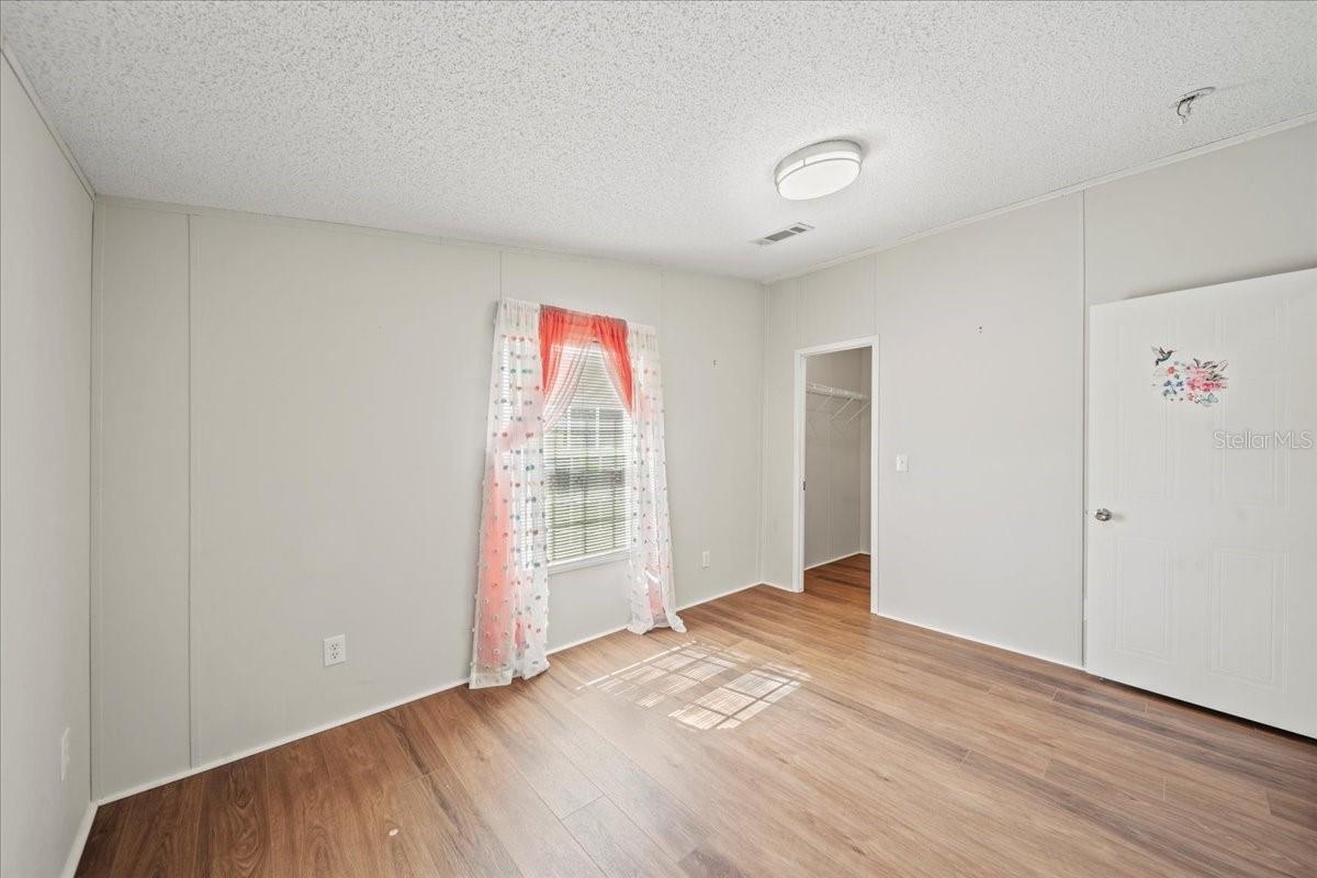 TWIN FOUNTAINS INC A CONDO MHP - Residential