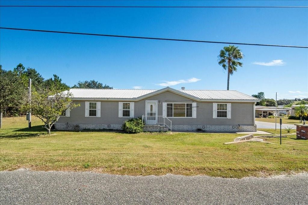 Photo of 101 Edgewood Boulevard, Lake Wales, FL 33898 (MLS # P4936828)
