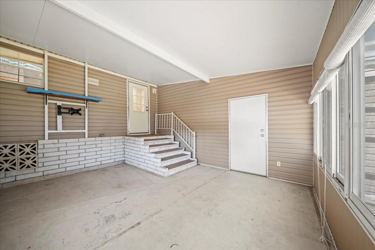 TWIN FOUNTAINS INC A CONDO MHP - Residential