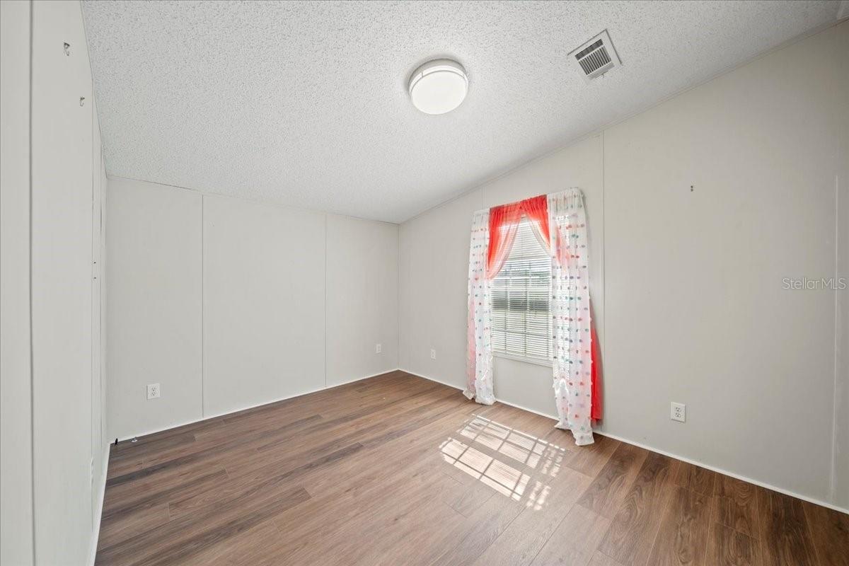 TWIN FOUNTAINS INC A CONDO MHP - Residential