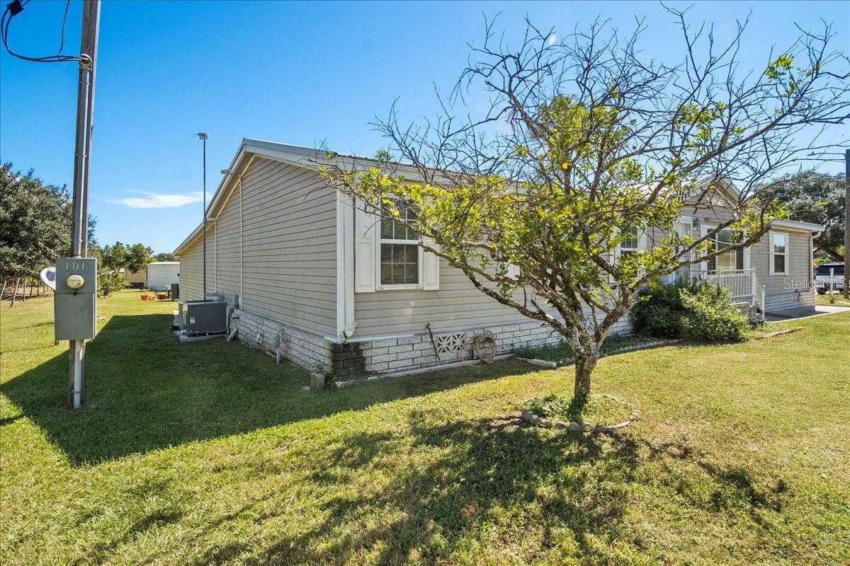 TWIN FOUNTAINS INC A CONDO MHP - Residential