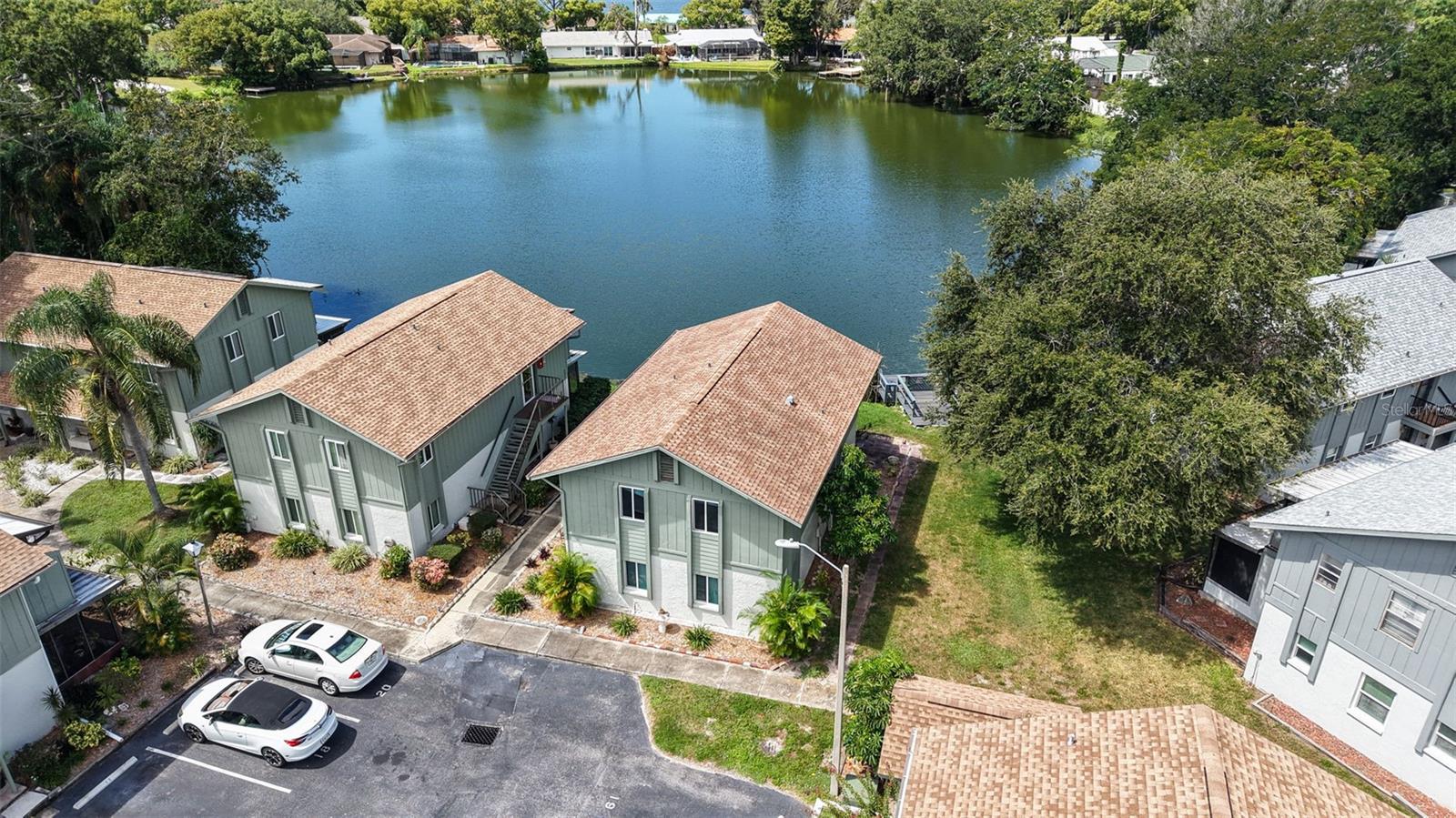 OAK LAKE PARK CONDO - Residential