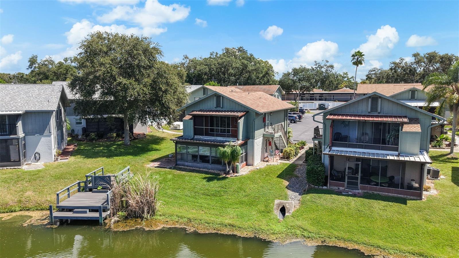 OAK LAKE PARK CONDO - Residential