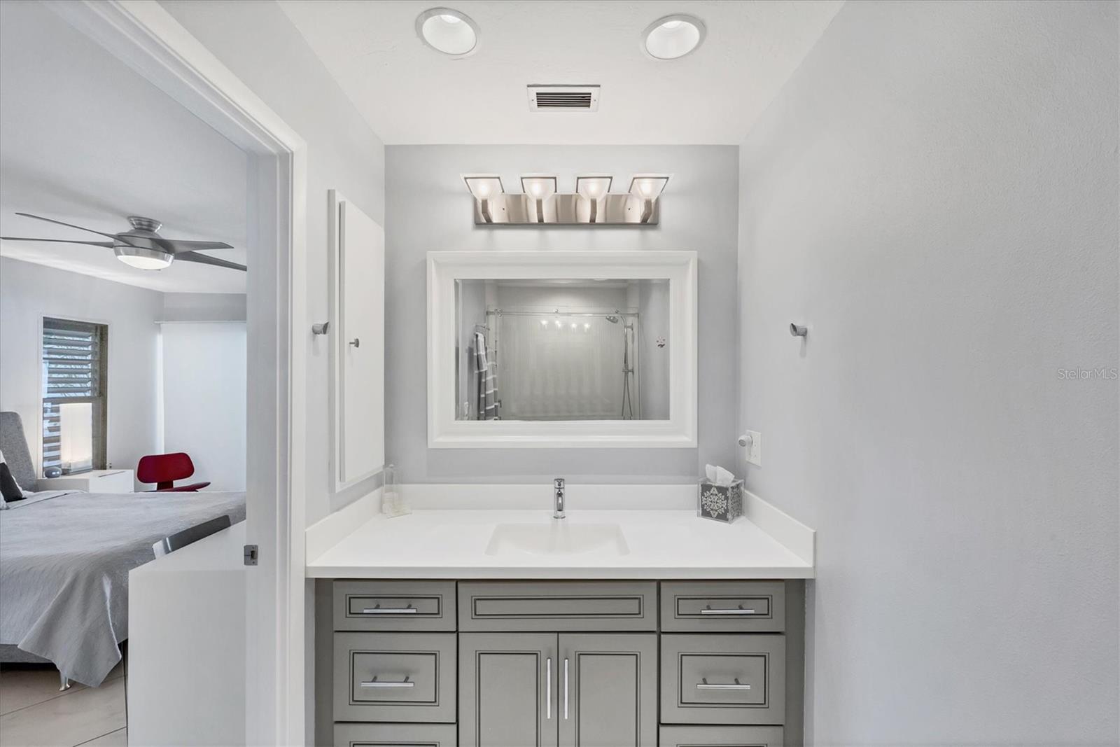 GLEN OAKS MANOR HOMES PH 1 - Residential