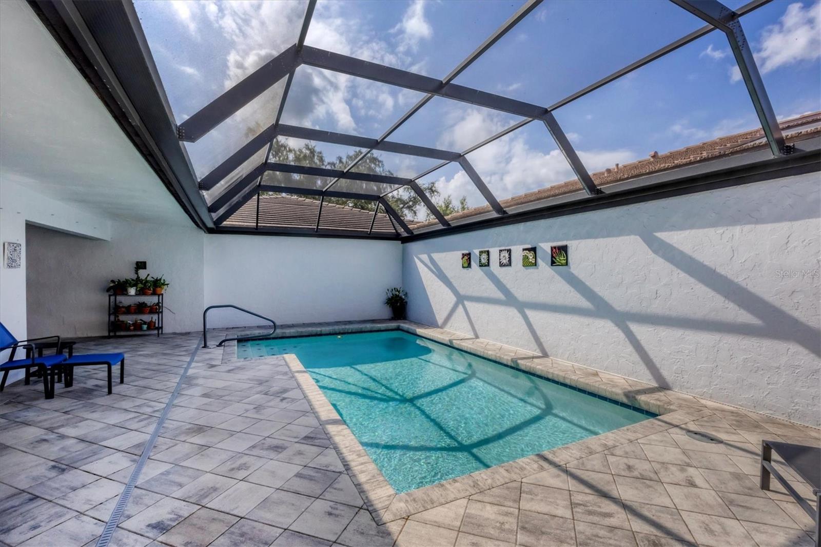 GLEN OAKS MANOR HOMES PH 1 - Residential