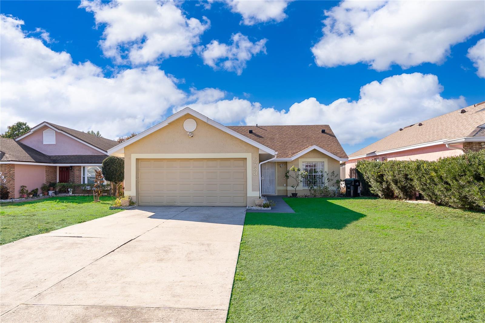 6733 MERITMOOR CIRCLE