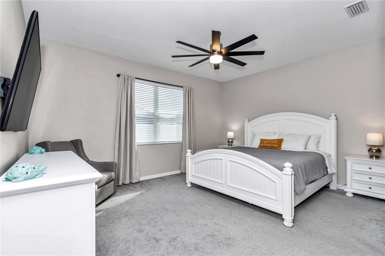 EVERGREEN ESTATE - Residential