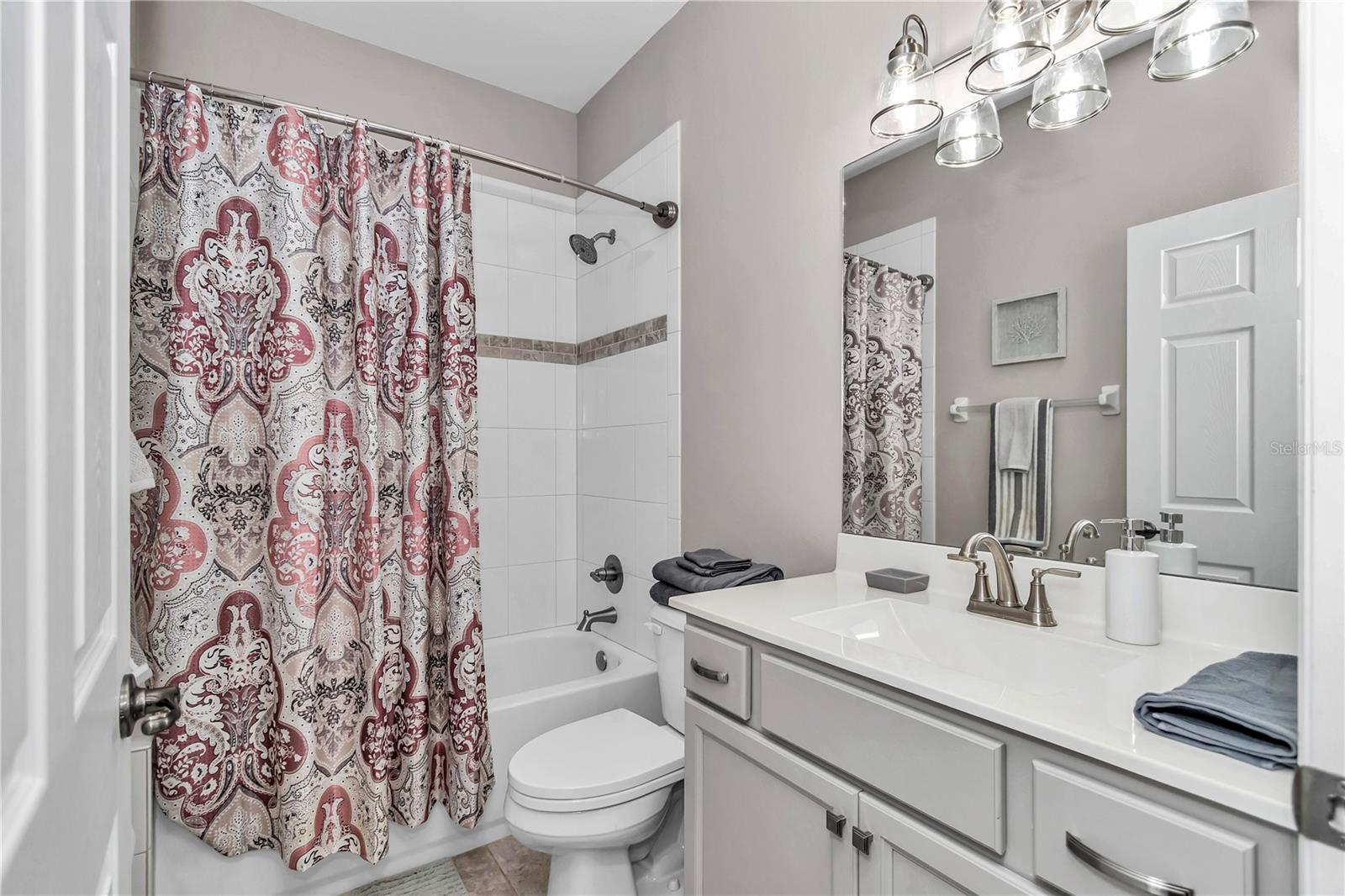EVERGREEN ESTATE - Residential