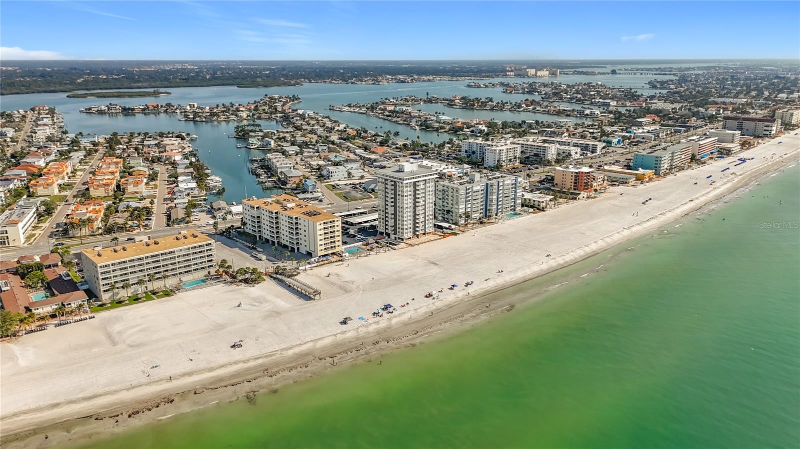 CLUB REDINGTON CONDO THE - Residential