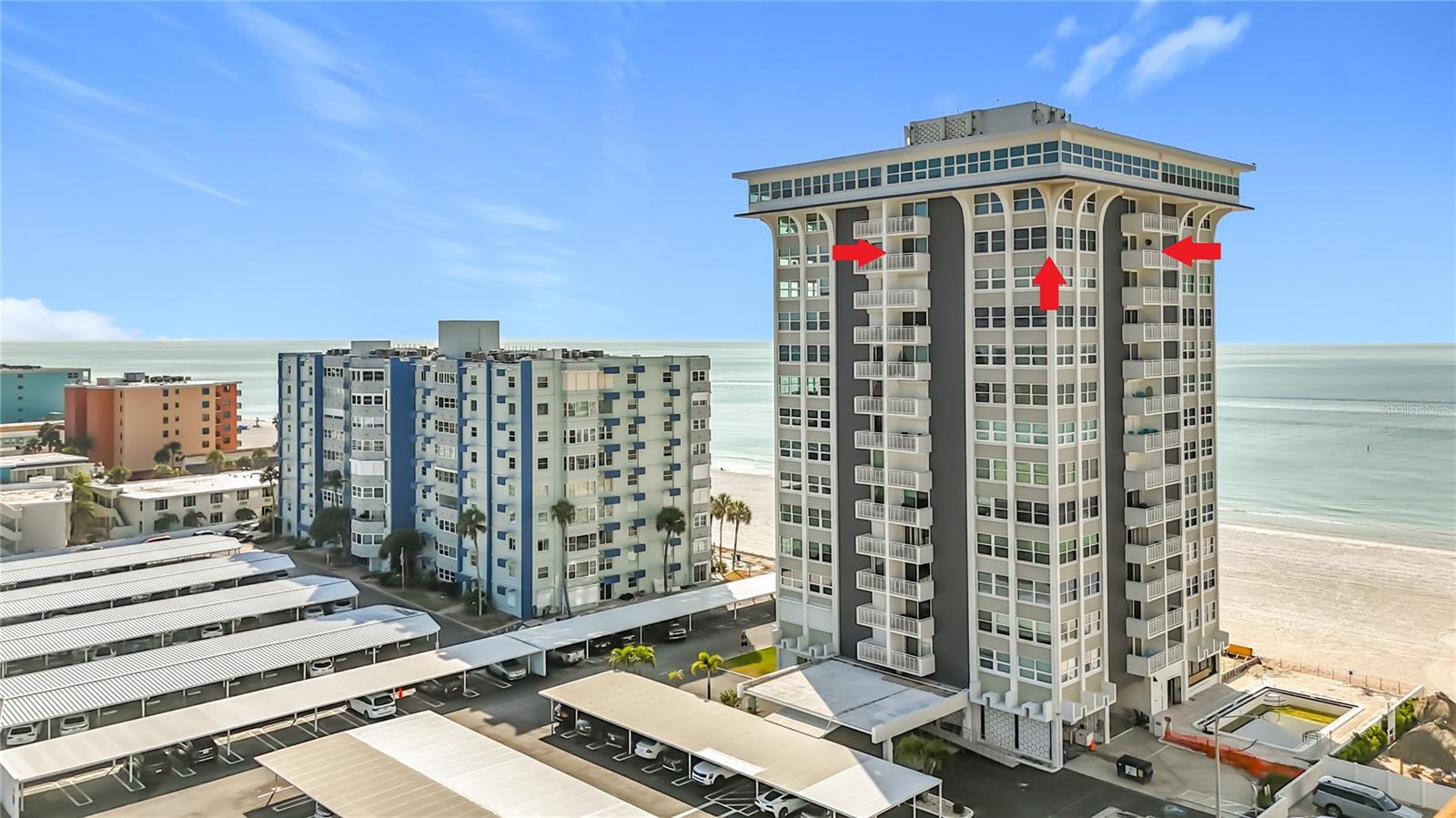 CLUB REDINGTON CONDO THE - Residential