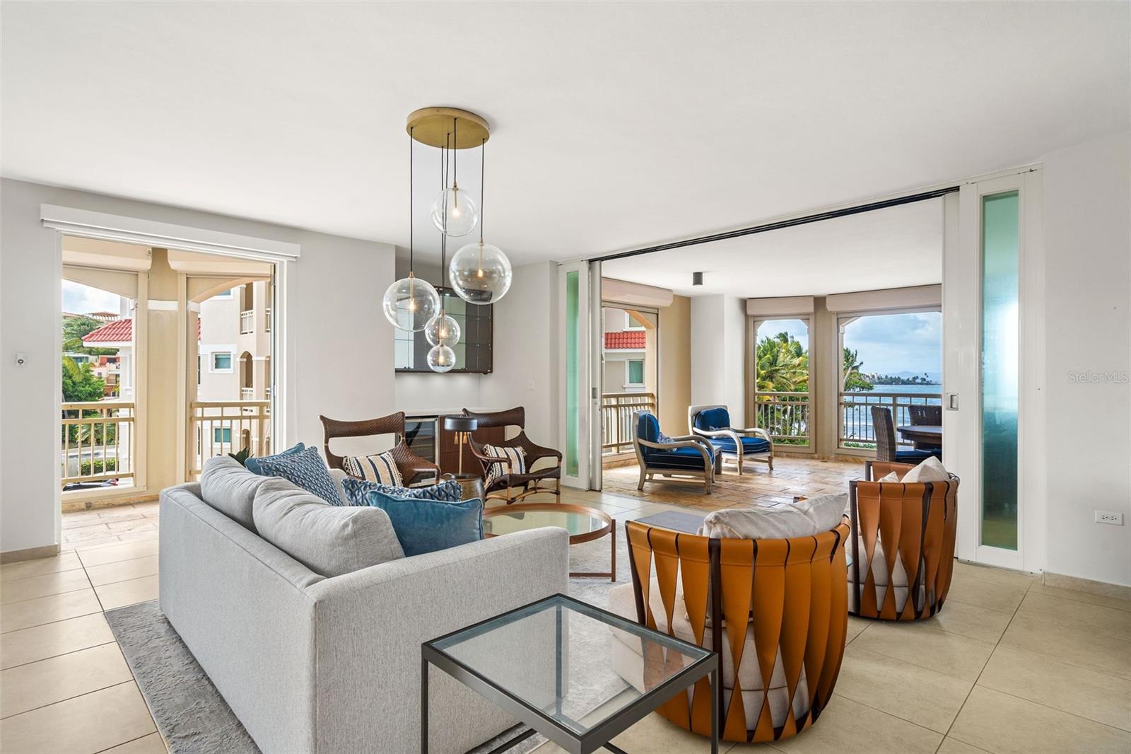 PLAZA DEL MAR - Residential