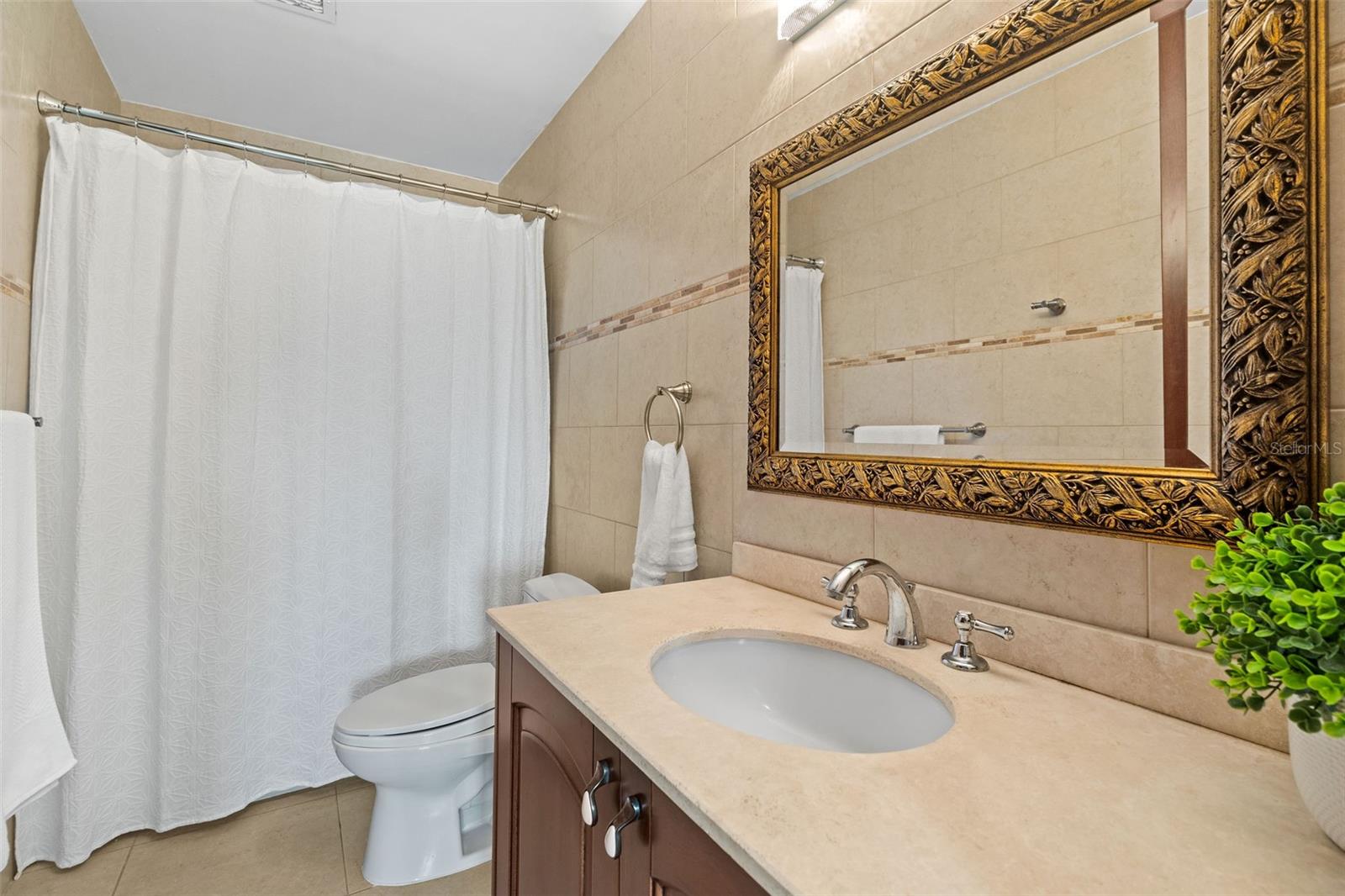 PLAZA DEL MAR - Residential