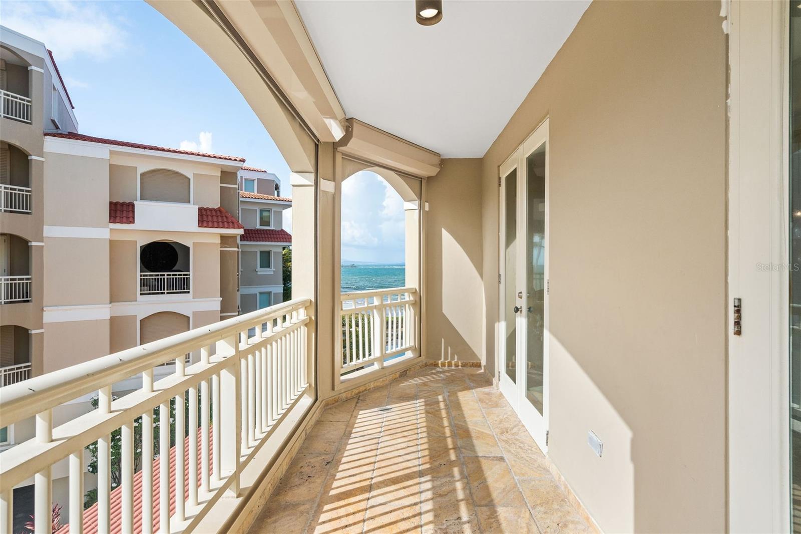 PLAZA DEL MAR - Residential