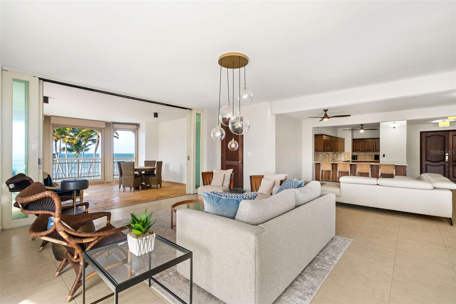 PLAZA DEL MAR - Residential