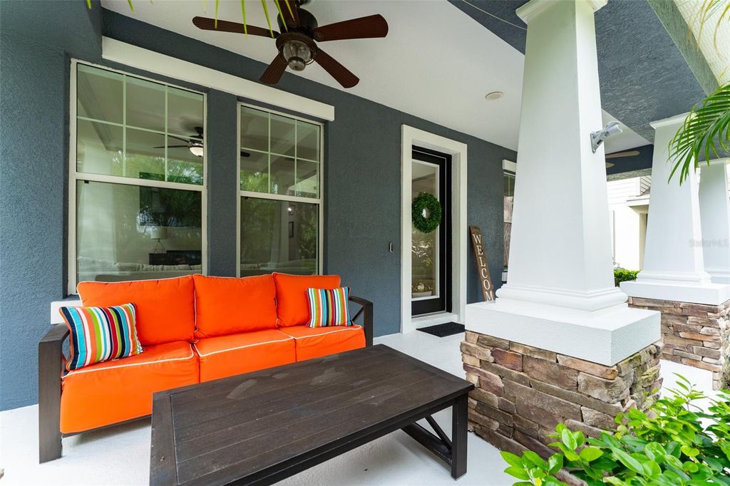 Photo of 16007 Loneoak View Drive, Lithia, FL 33547 (MLS # TB8427344)