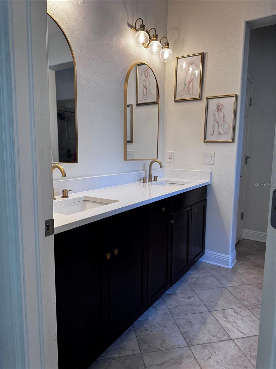 FISHHAWK RANCH TOWNCENTER PHAS - Residential