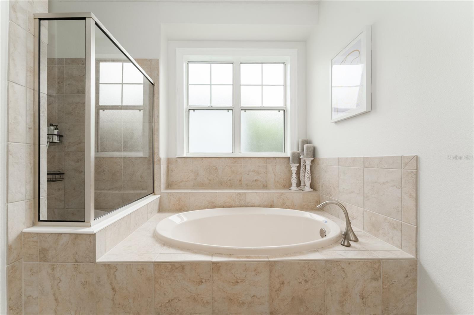 FISHHAWK RANCH TOWNCENTER PHAS - Residential