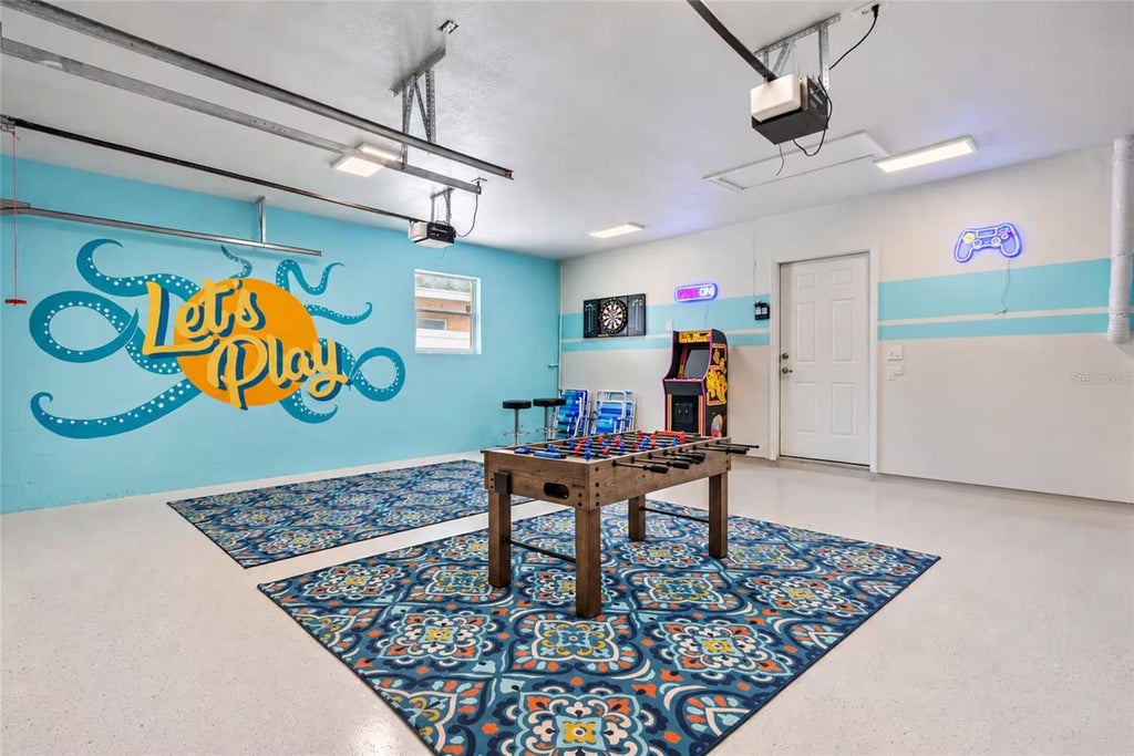 Photo of 1825 Kendall Drive, Clearwater, FL 33764 (MLS # TB8561079)