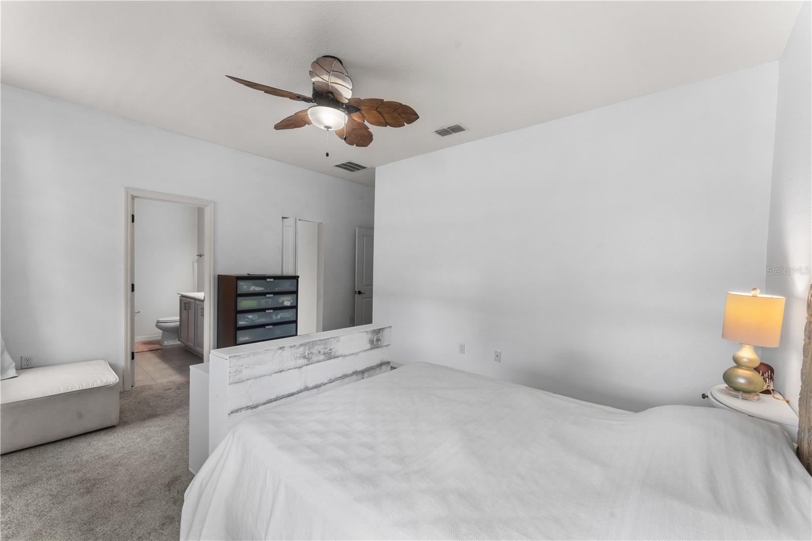 STERLING LAKE - Residential