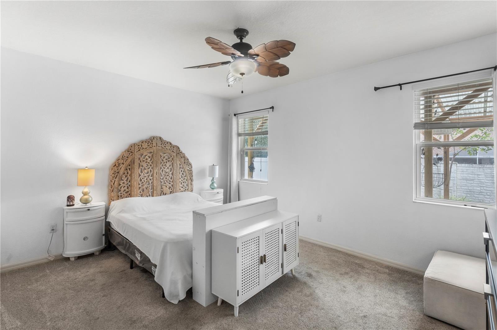 STERLING LAKE - Residential