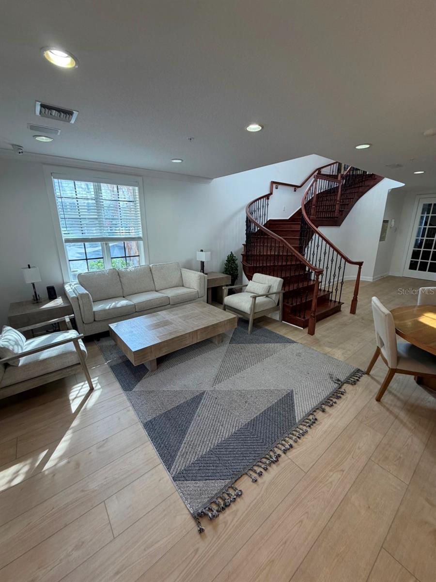 CORDOBA AT BEACH PARK A CONDOM - Residential Lease