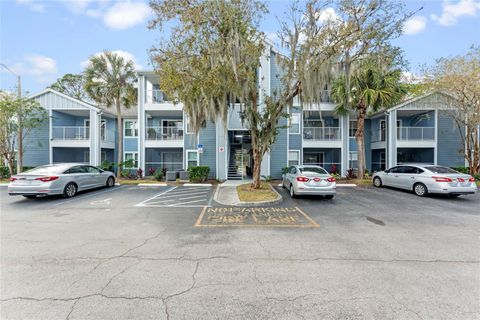 A home in LAKE MARY