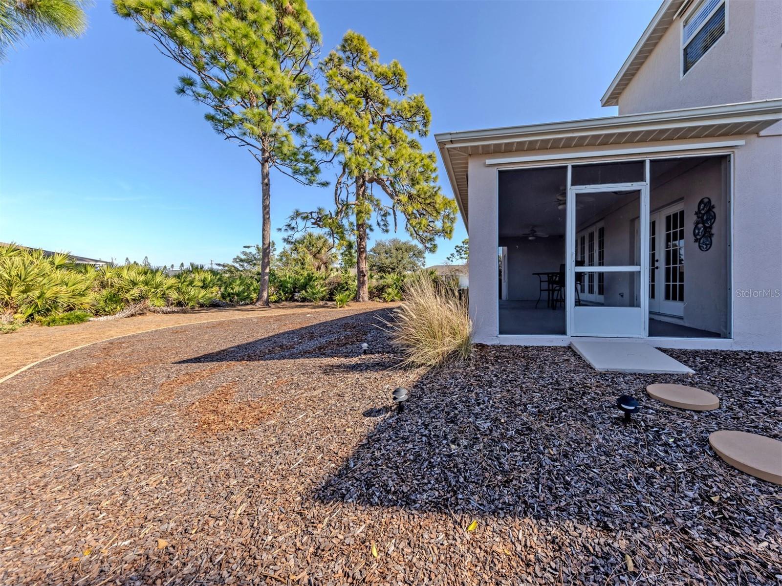 SOUTH VENICE - Residential