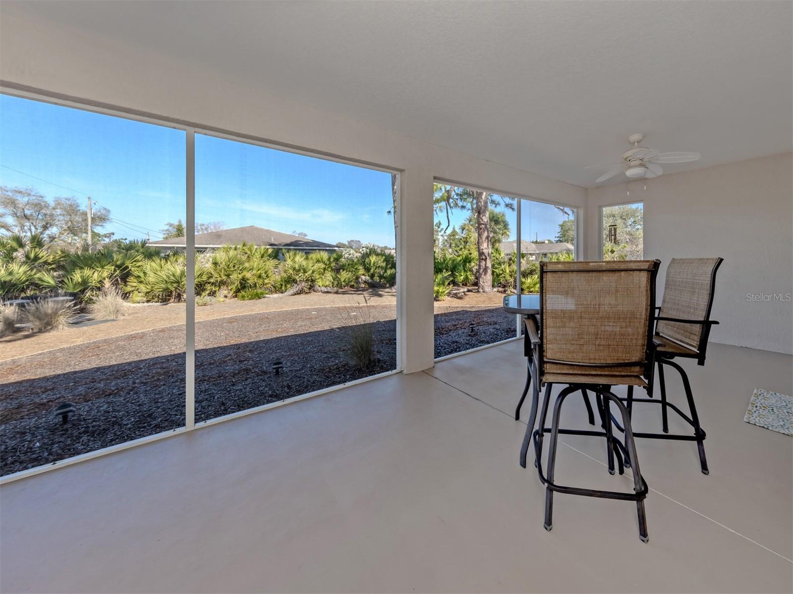 SOUTH VENICE - Residential