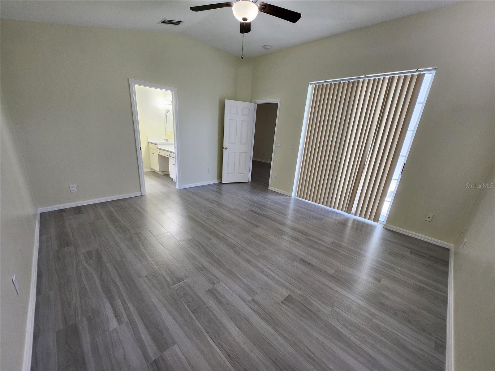 BRENTWOOD HILLS TR F UNIT 01 - Residential Lease