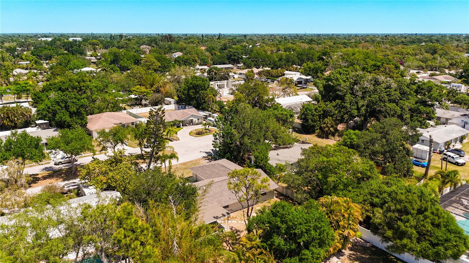 HARBOR OAKS - Residential