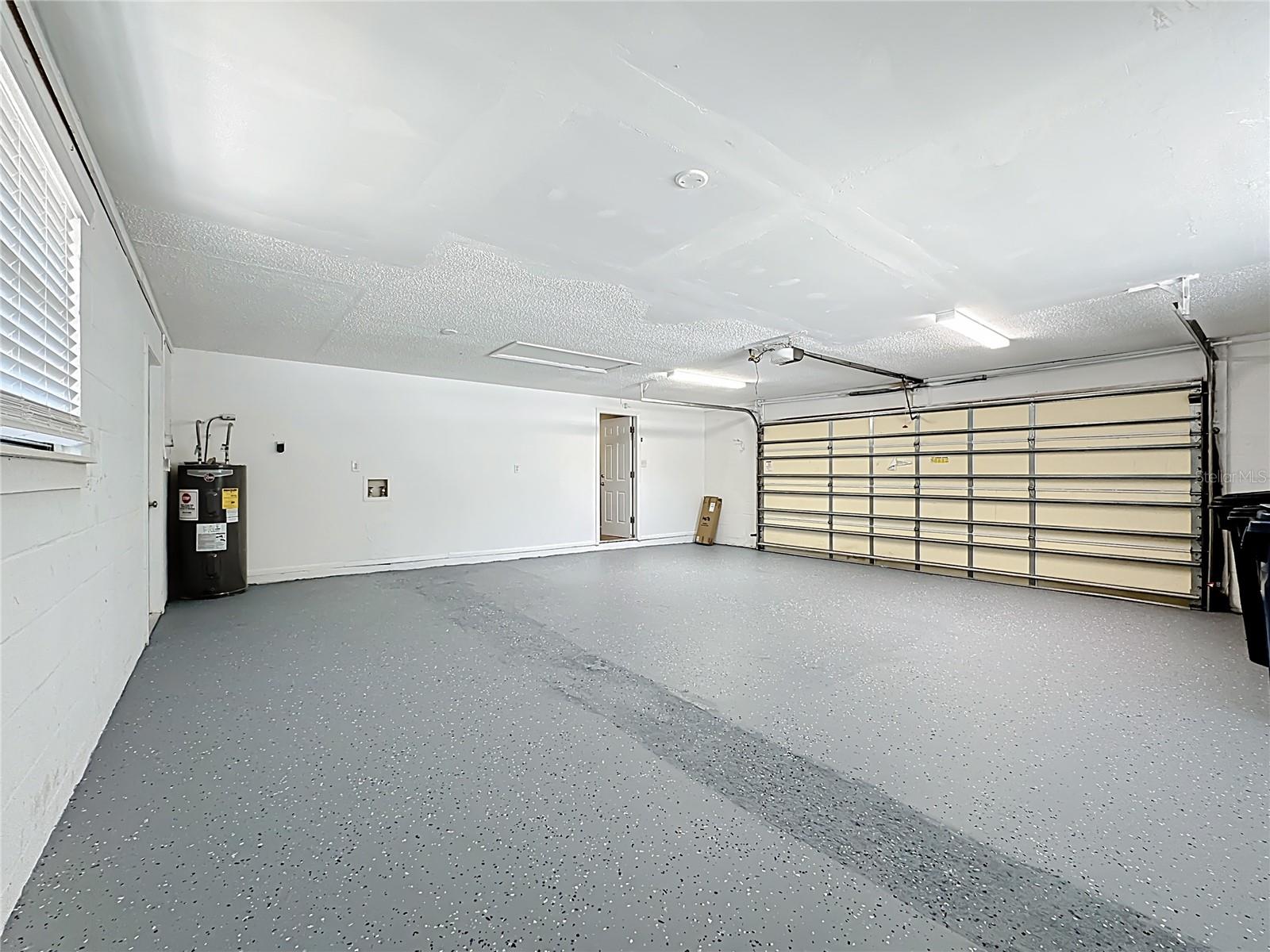 HARBOR OAKS - Residential