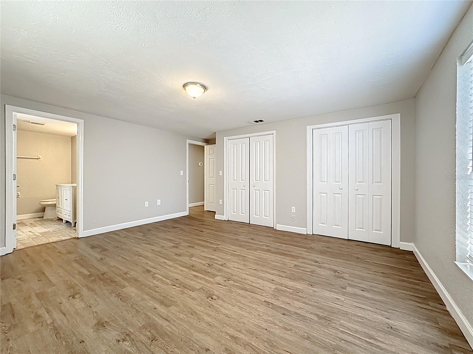 HARBOR OAKS - Residential