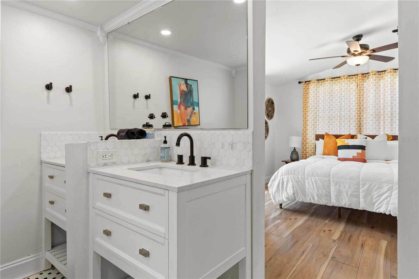 RIVERCREST - Residential