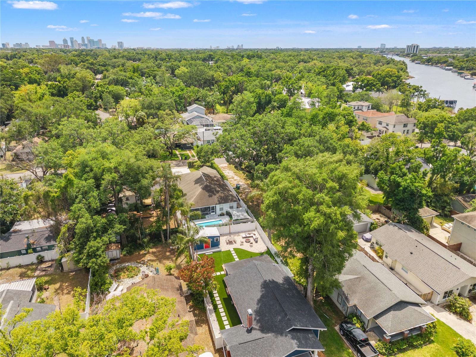 RIVERCREST - Residential