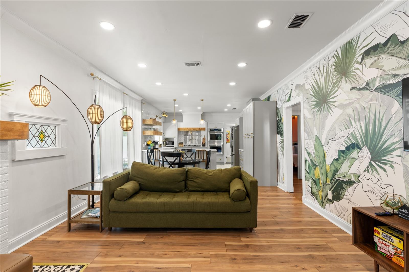 RIVERCREST - Residential