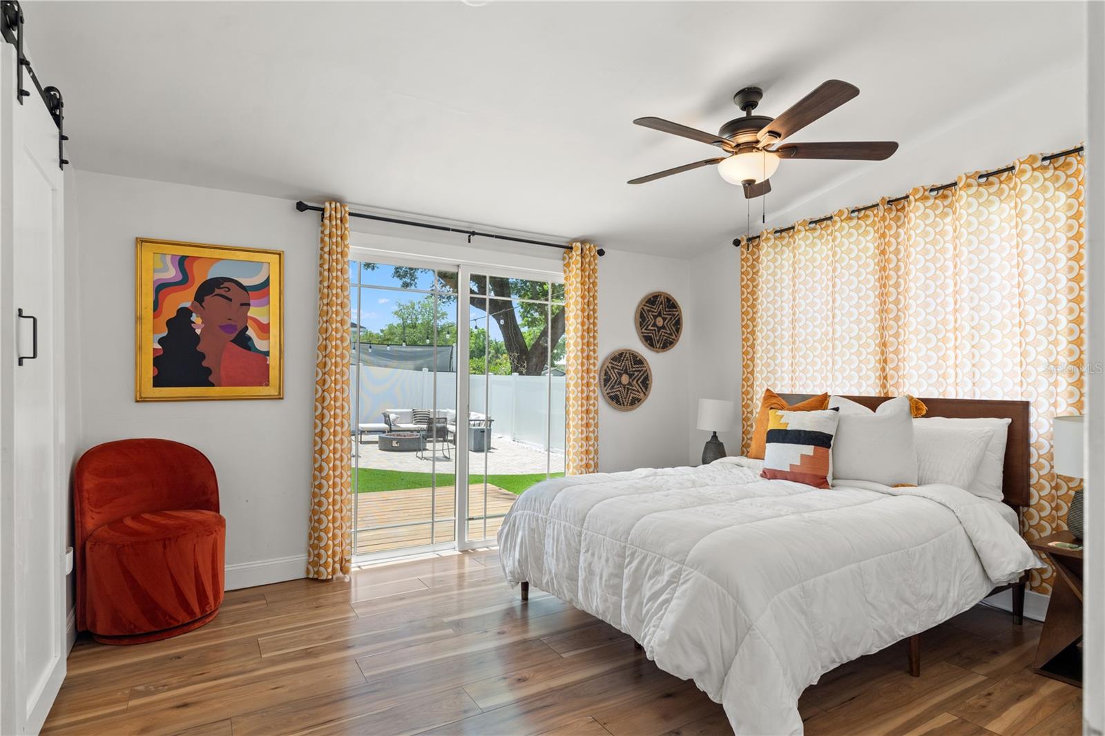 RIVERCREST - Residential