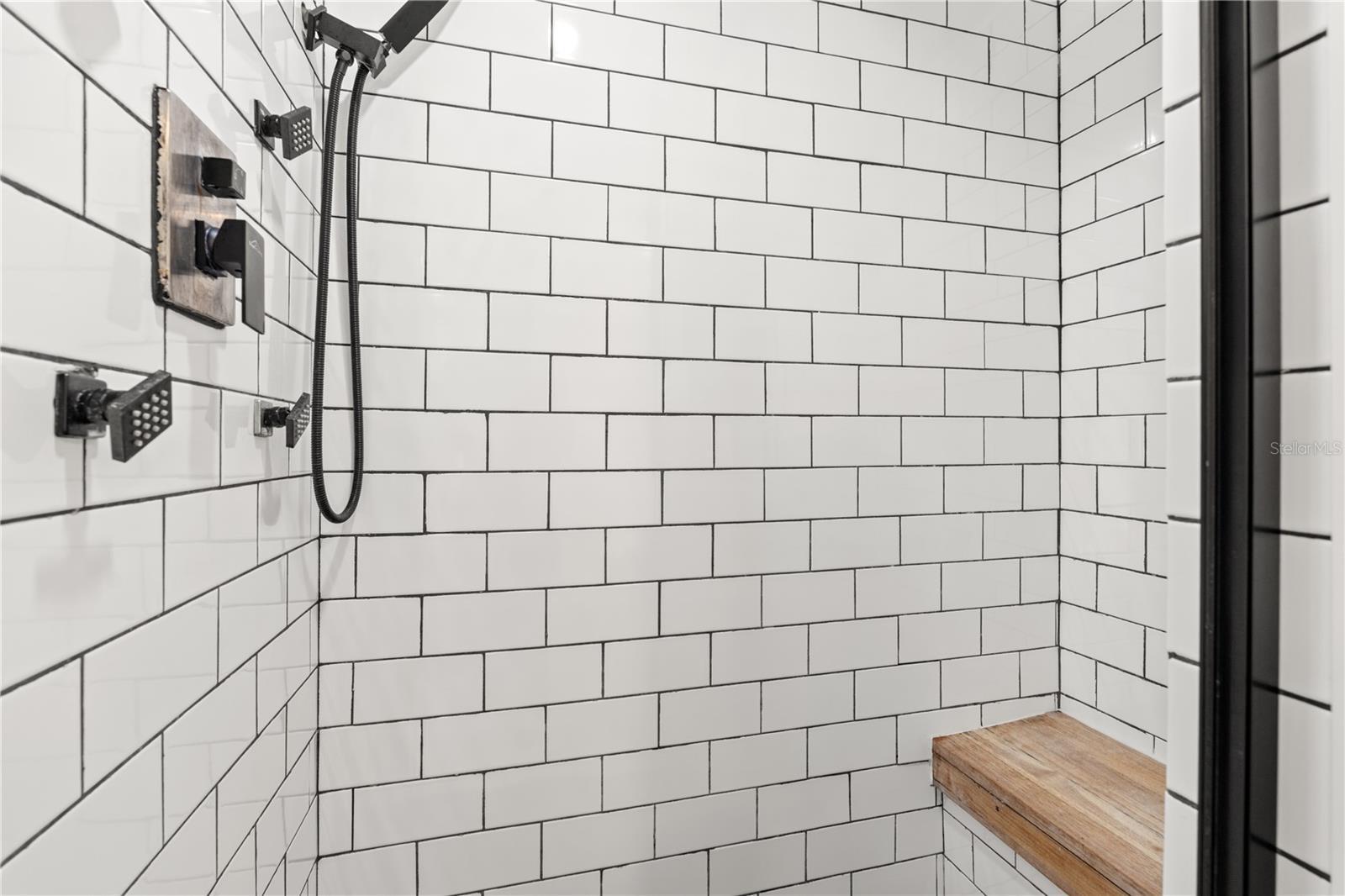 RIVERCREST - Residential