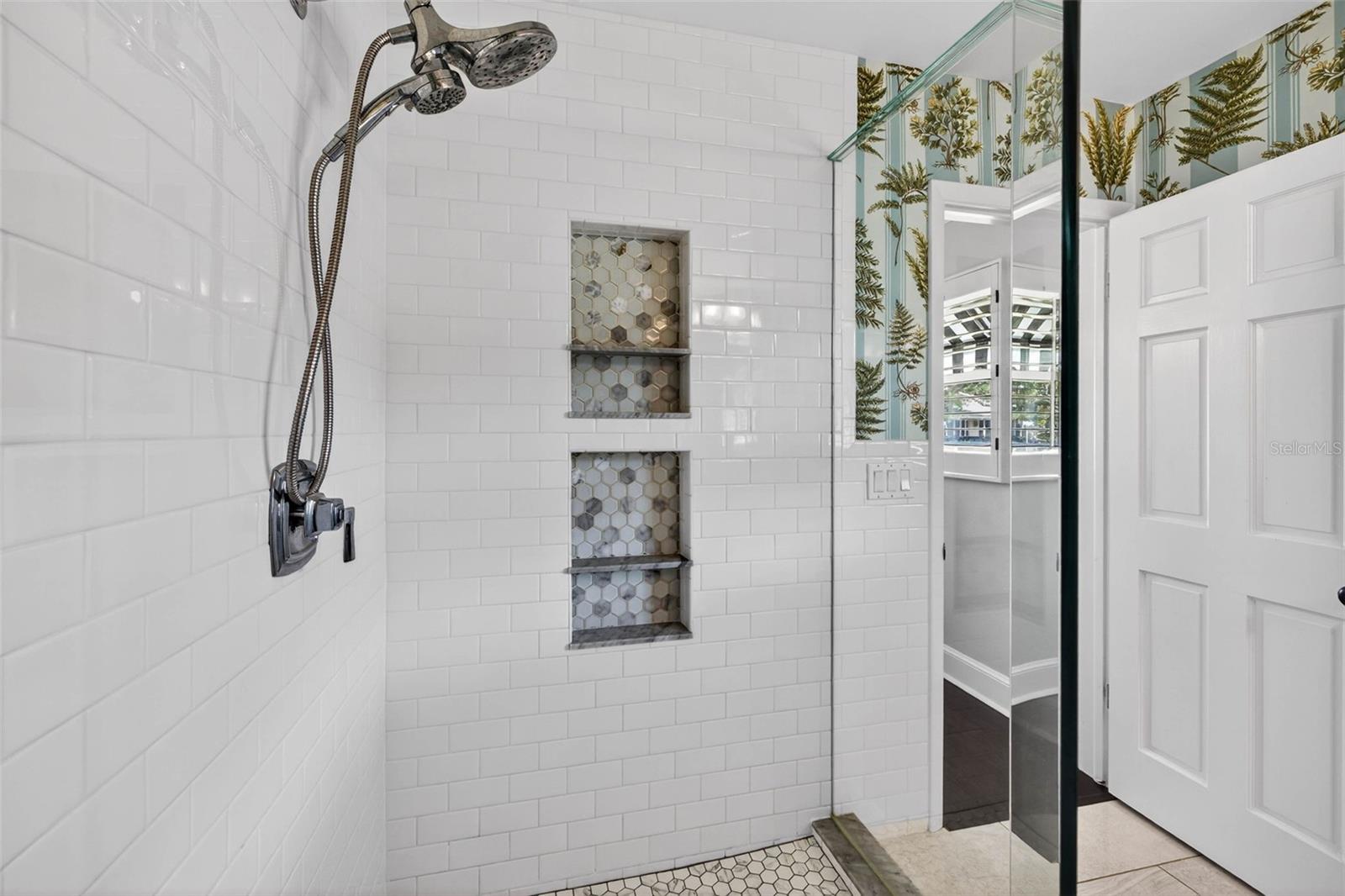 BELLEAIR ESTATES REP - Residential