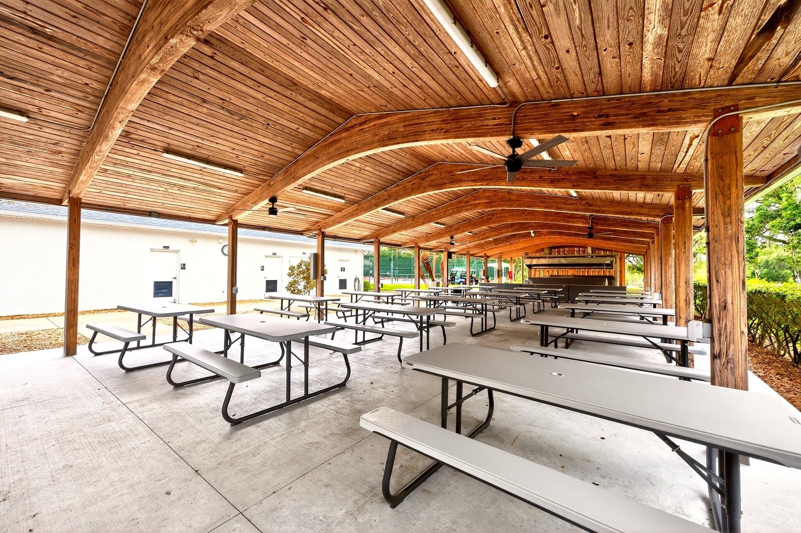 PLANTATION AT LEESBURG GLENDALE VILLAGE - Residential