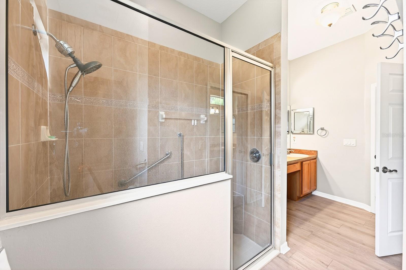 PLANTATION AT LEESBURG GLENDALE VILLAGE - Residential